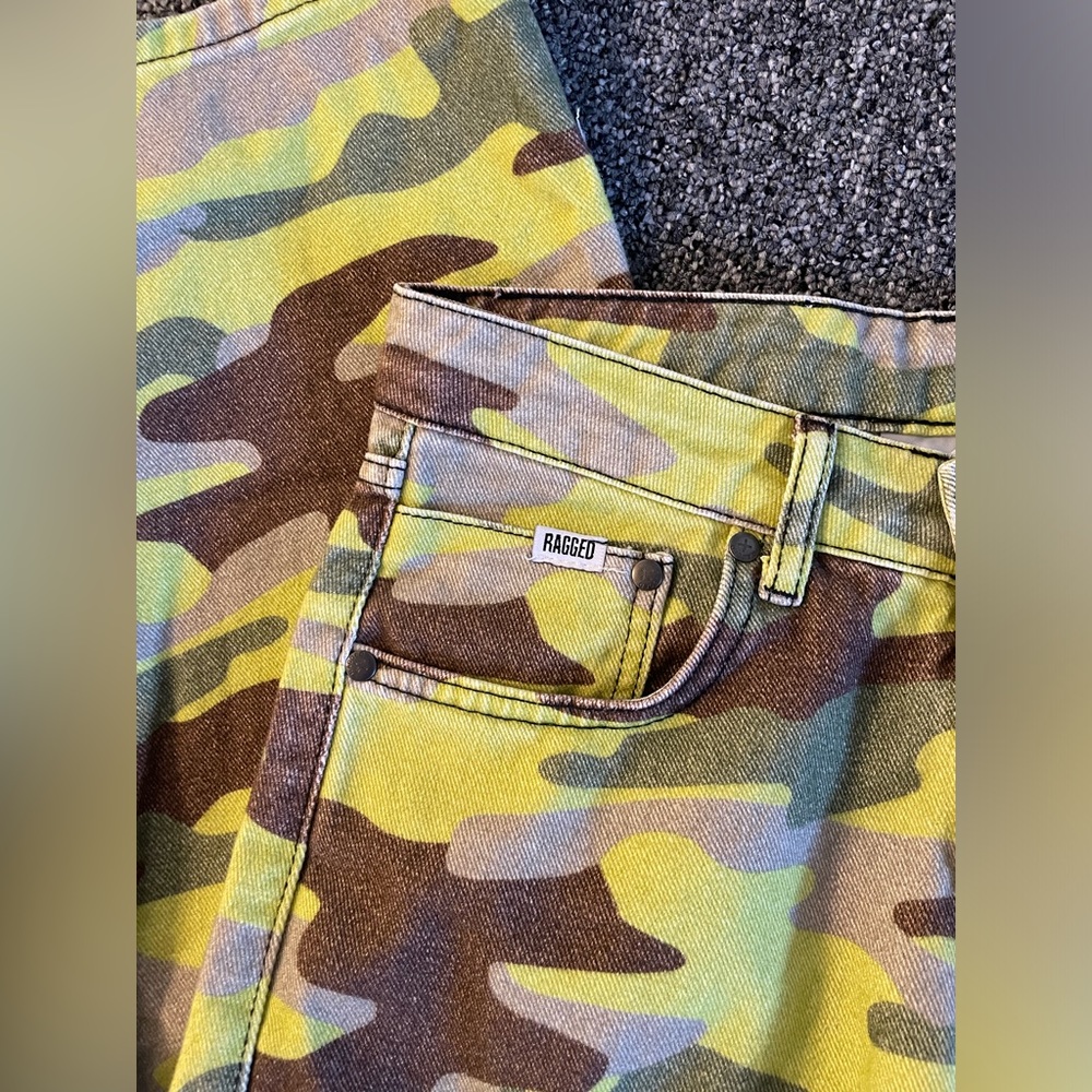NWT Ragged Priest Camo Release Jeans - Picture 5 of 8